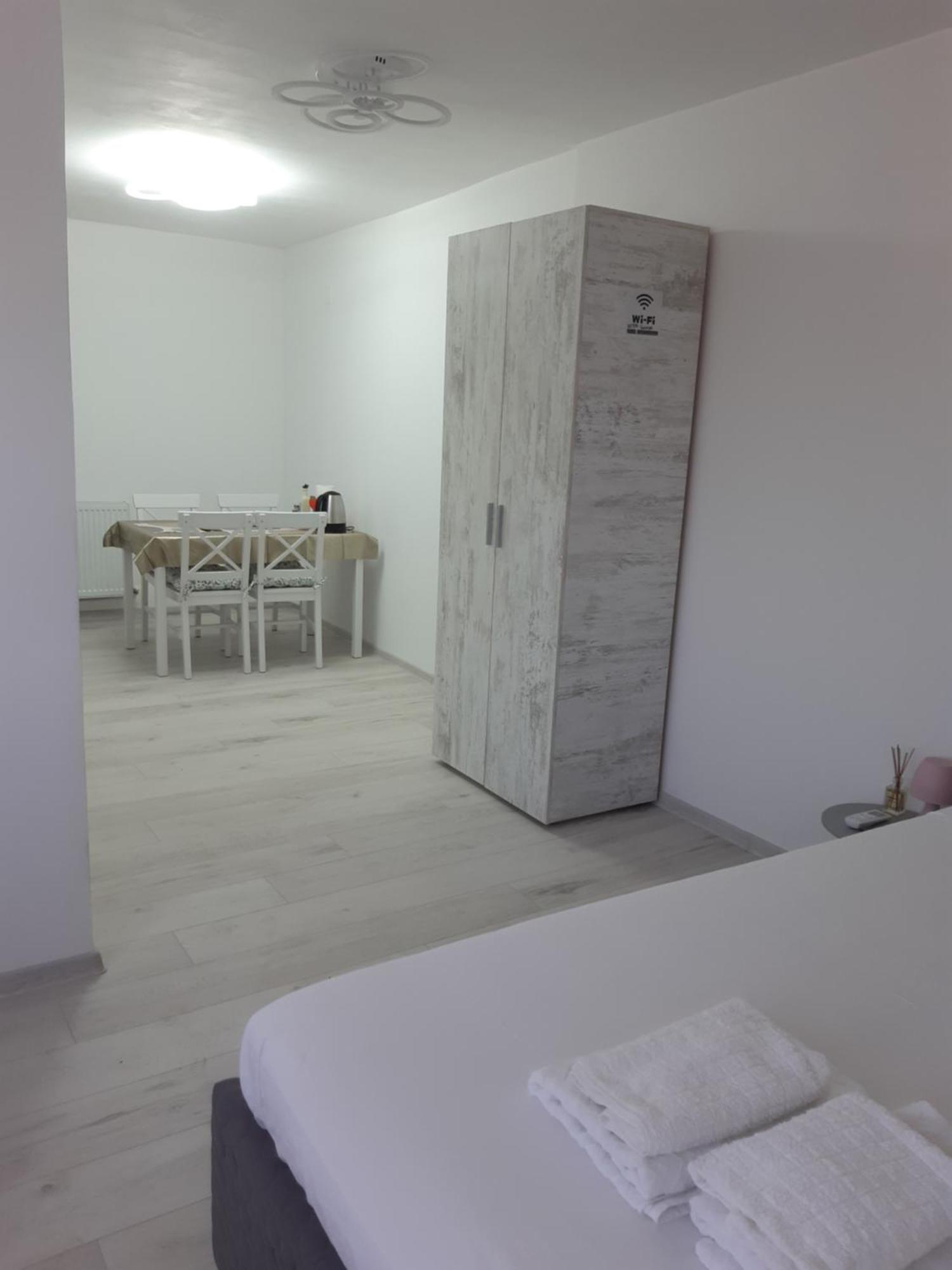 Casa Silvia Apartment Constanta Bagian luar foto