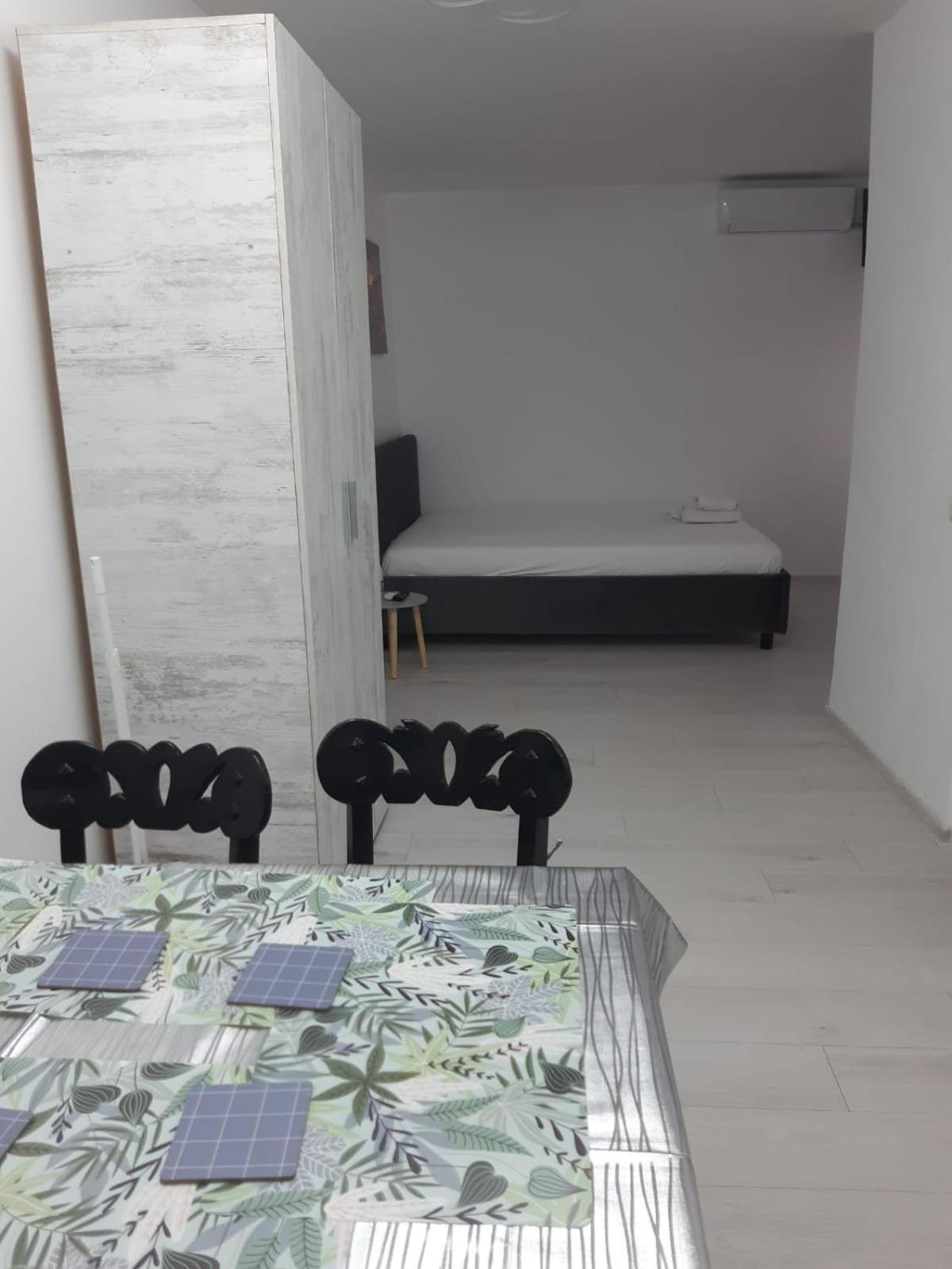 Casa Silvia Apartment Constanta Bagian luar foto
